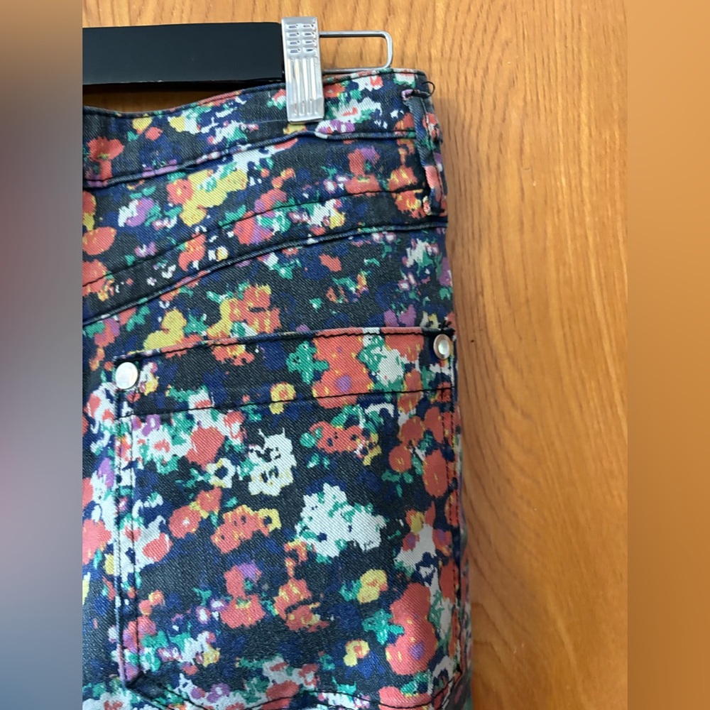 Anthropologie Maeve Gardenia Ultra High-Rise floral Slim Straight Jeans 29 - Picture 9 of 14